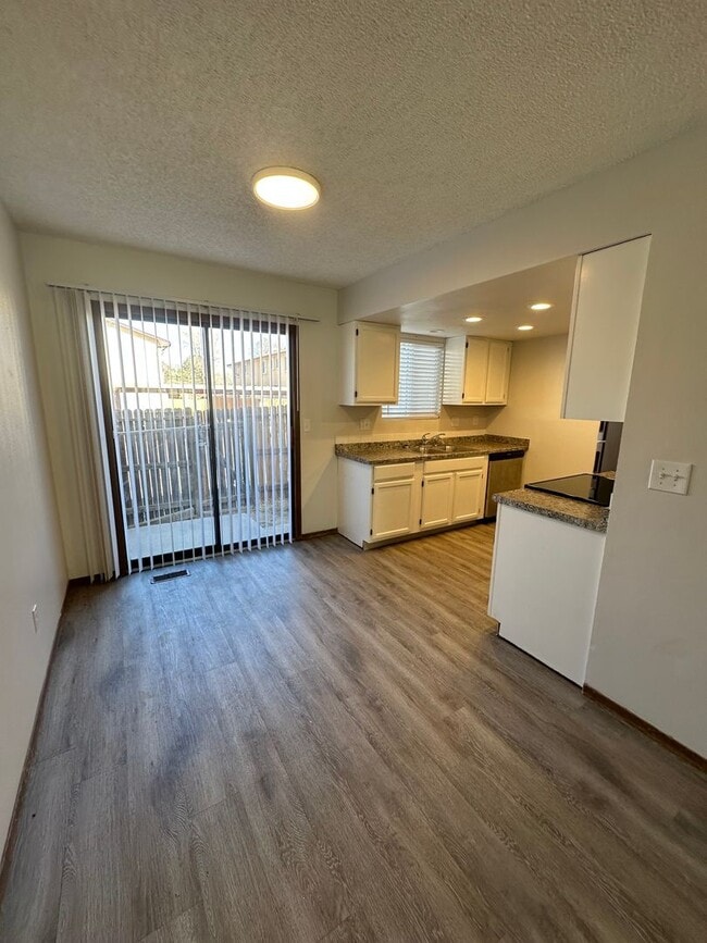 Building Photo - 3039 Starlight Cir