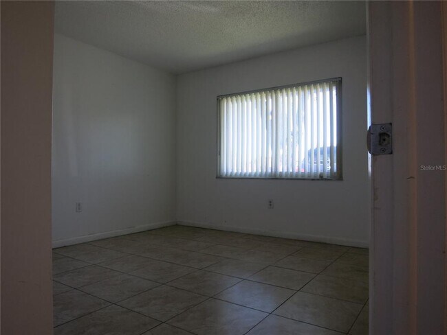 Building Photo - 8304 N Gomez Ave