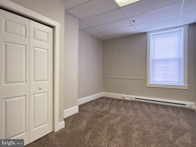 Building Photo - 100 S Front St