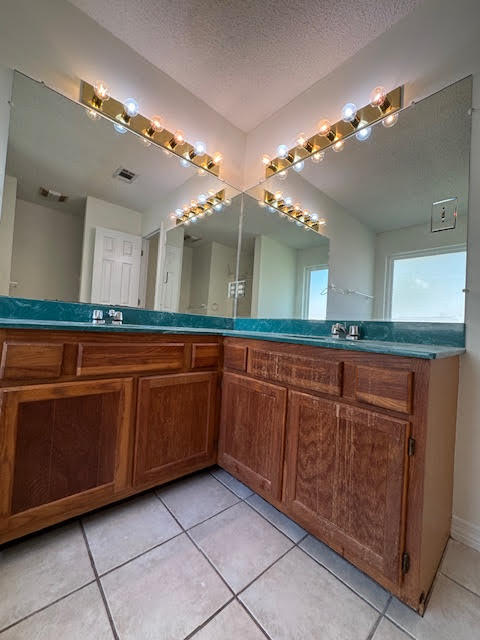 Building Photo - 2300 Starfish Rd