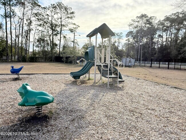 Building Photo - 8713 Star Leaf Rd N