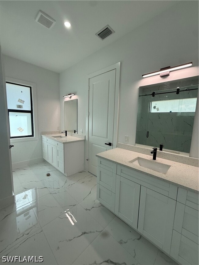 Building Photo - 2863 52nd Ave NE