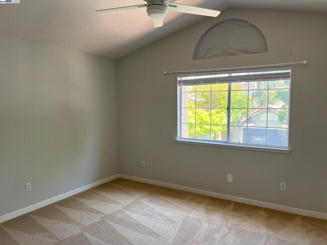 Building Photo - 4173 Garibaldi Pl