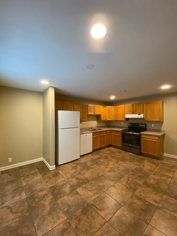 Building Photo - 418 NW 17th St