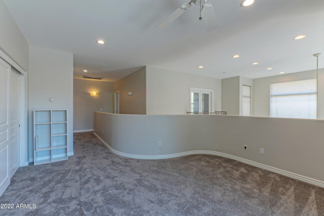 Building Photo - 14450 N Thompson Peak Pkwy