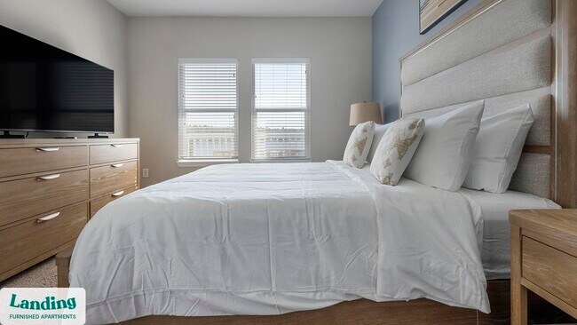 Building Photo - 915 Brentmoor Dr