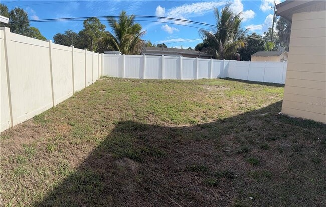 Building Photo - 7661 18th Way N