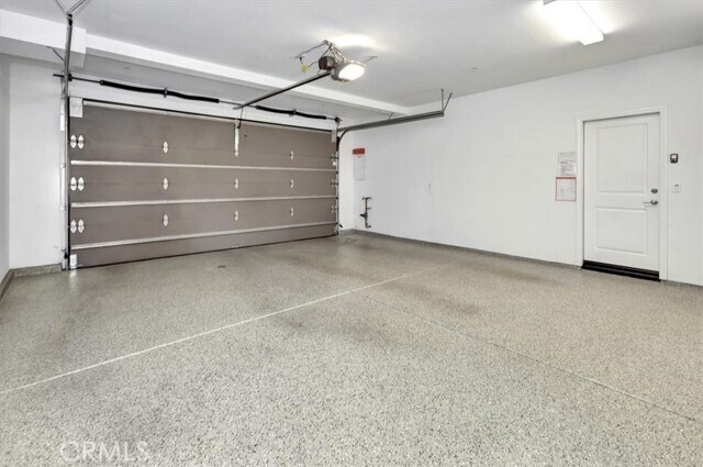 Building Photo - 102 Island Coral