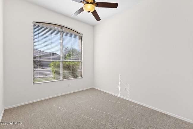 Building Photo - 6586 W Oraibi Dr