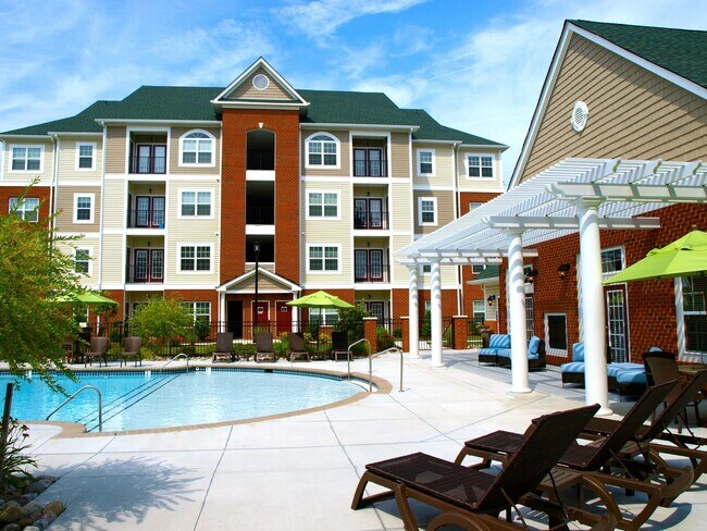 Building Photo - B3 | 2 Bed 2 Bath | 1244 sf | $1920 - $2207 | 6 to 15 month lease terms