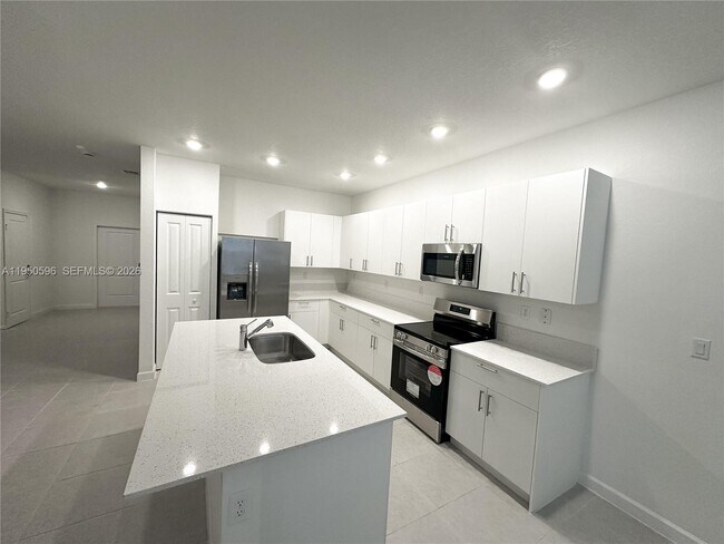 Building Photo - 14804 SW 162nd St