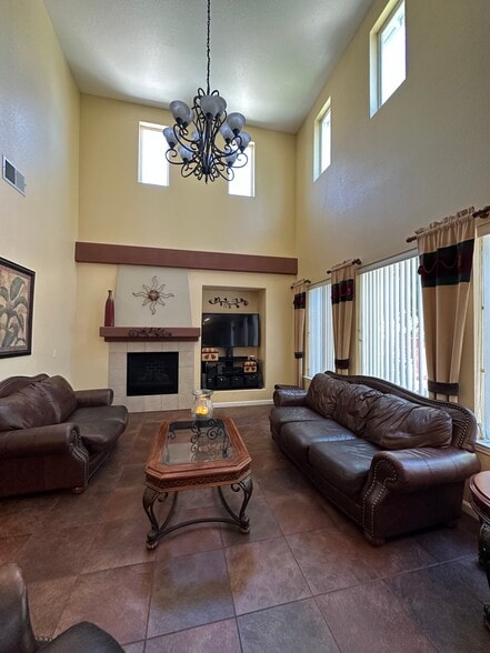 Building Photo - 2613 Covelite Way