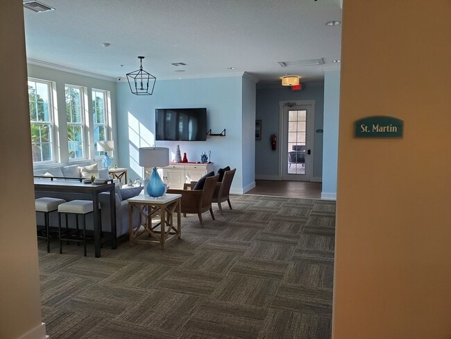 Building Photo - Welcome to this beautiful 3-bedroom, 2-bathroom home located in the heart of Bunnell!!