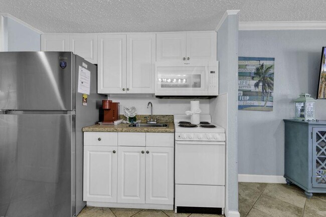 Building Photo - 2001 S Ocean Blvd