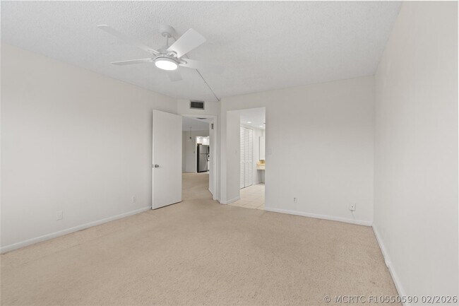 Building Photo - 1801 Eleuthera Point