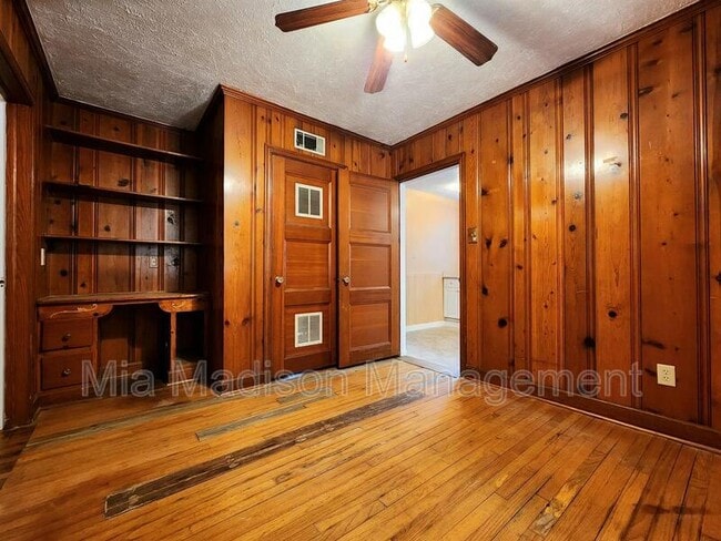 Building Photo - 102 Chippewa Dr