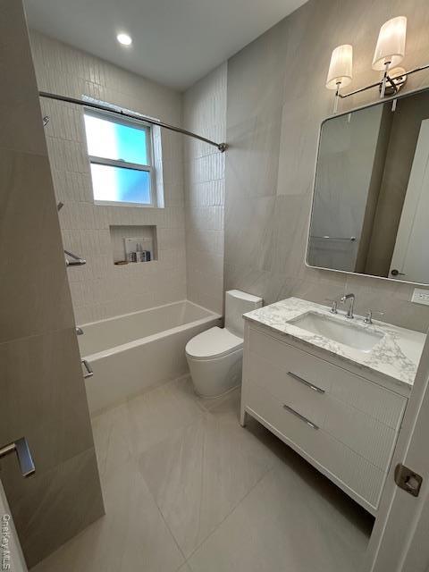 Building Photo - 157 25th St