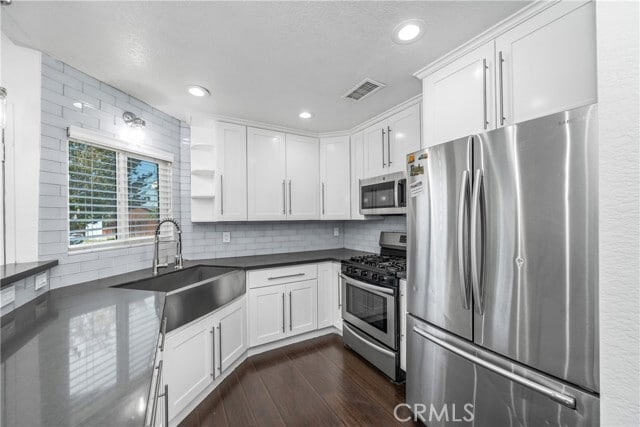 Building Photo - 11755 Vale Vista Dr