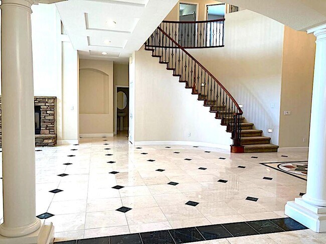 Building Photo - AVAILABLE BY 1/1/26 - ELEGANT AND SPACIOUS 4 BED, 4 BATH 2 STORY HOME WITH VIEWS OF EL DORADO HILLS