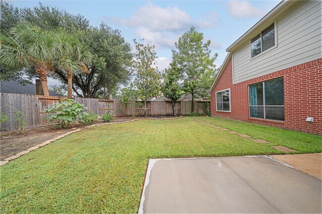 Building Photo - 18502 Eden Trails Ln