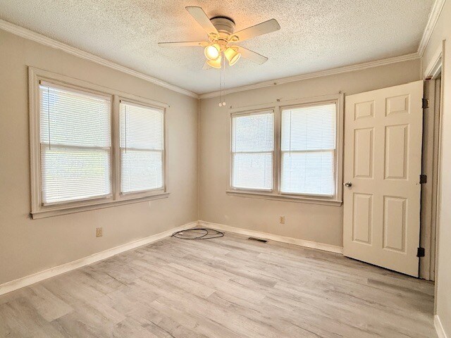 Building Photo - 677 Old Taylor Rd