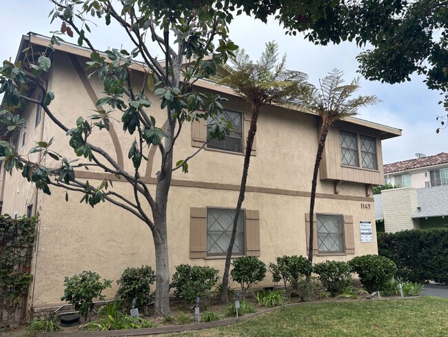 Building Photo - 1147 San Rafael Ave