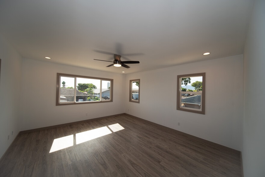 Building Photo - 1526 Hooli Cir