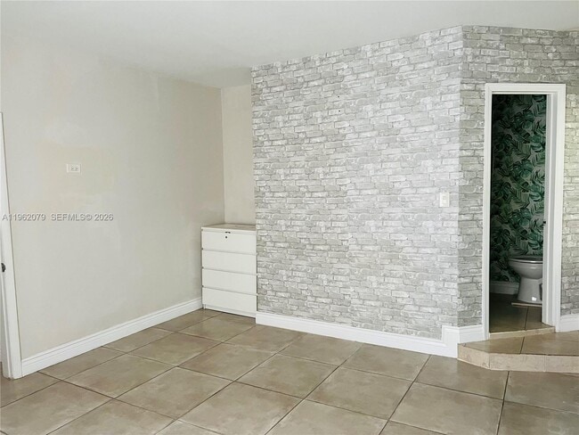 Building Photo - 1536 Polk St