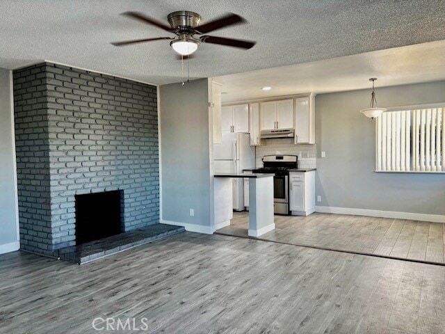 Building Photo - 17102 Emerald Ln