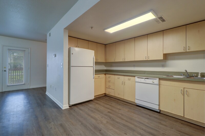Building Photo - 8147 46th Ave N