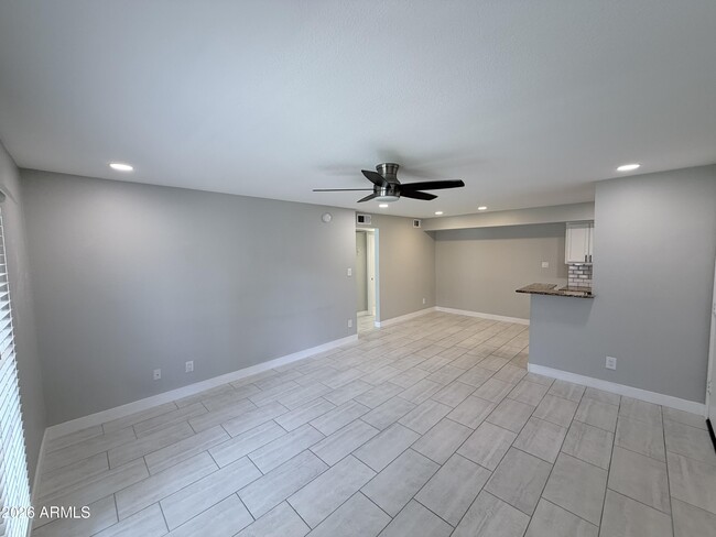 Building Photo - 5995 N 78th St