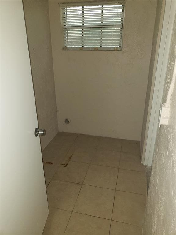 Building Photo - 1704 Ridgewood Ln