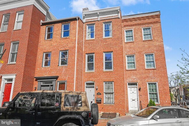 Building Photo - 229 S Fremont Ave