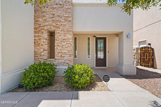 Building Photo - 13012 Birds View Cir