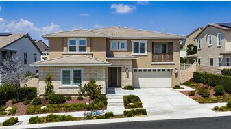Building Photo - 32448 Toyon Rd