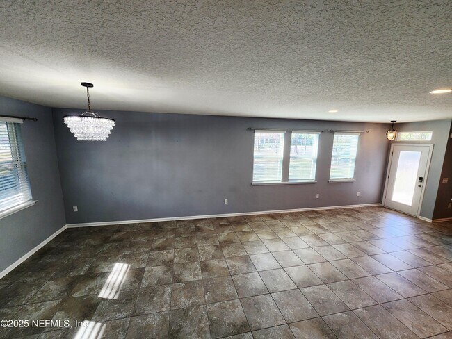 Building Photo - 99 Bush Pl