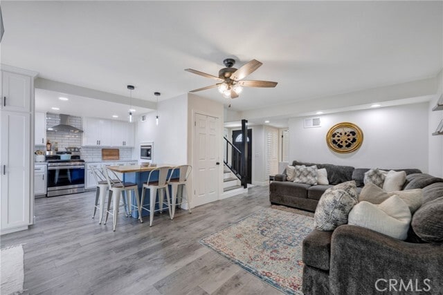 Building Photo - 6644 Bridle Cir