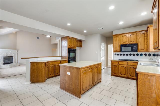 Building Photo - 406 Mountain Cir