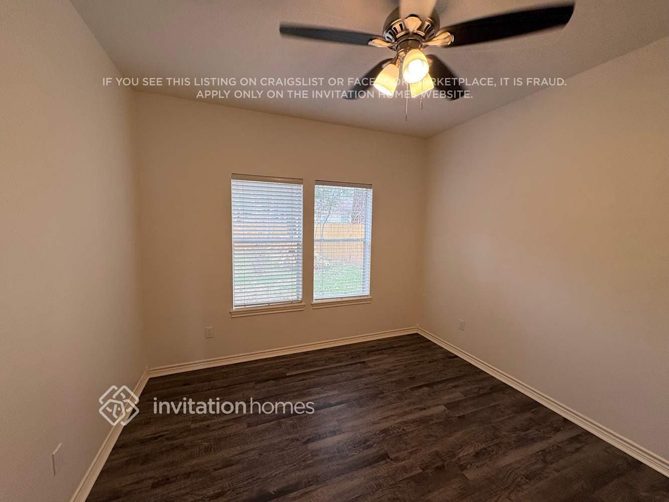 Building Photo - 3227 Hemingway Dr