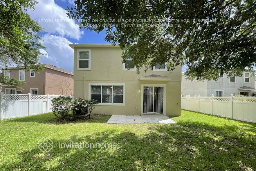 Building Photo - 26951 Stillbrook Dr