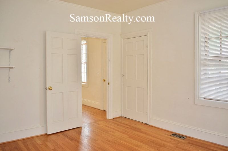 Building Photo - 298 Hope St