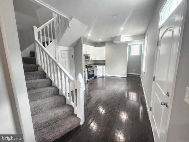 Building Photo - 1827 McCulloh St