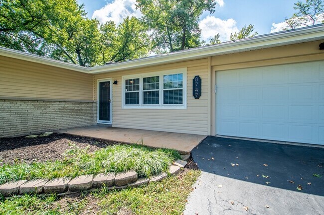 Building Photo - 8747 Kathy Ct