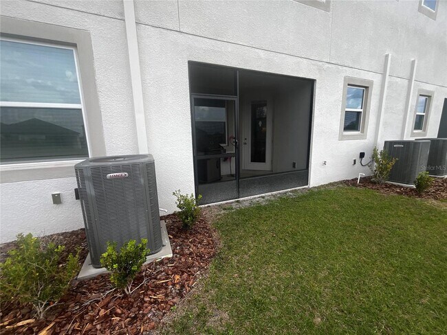 Building Photo - 2 bedroom house in beautiful resort community