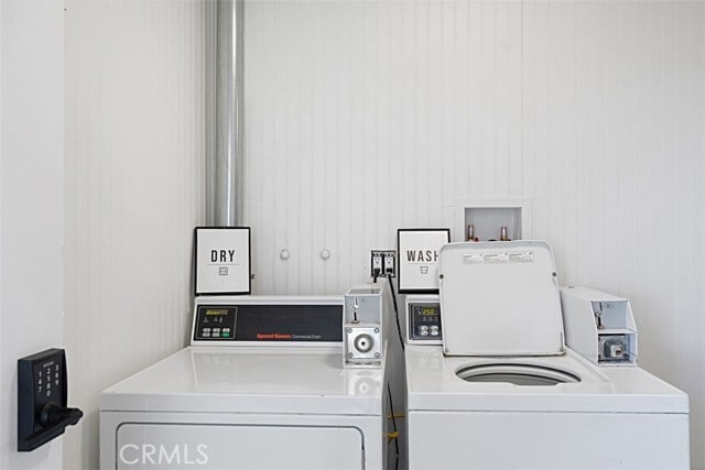 Building Photo - 6679 Linda Vista Rd