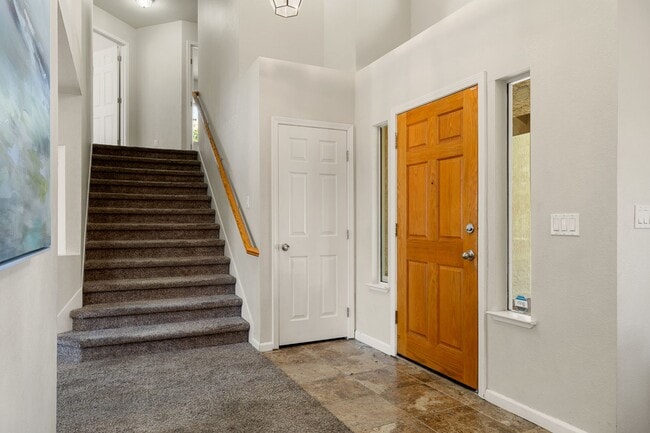 Building Photo - 1451 Lorimer Way