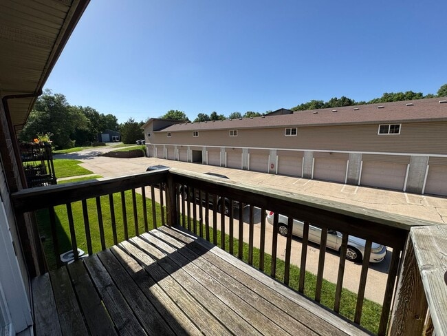 Building Photo - 2 bedroom one bath at Cedar Hills in Ozark...