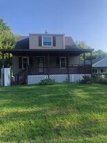 Building Photo - 3207 Alpena St