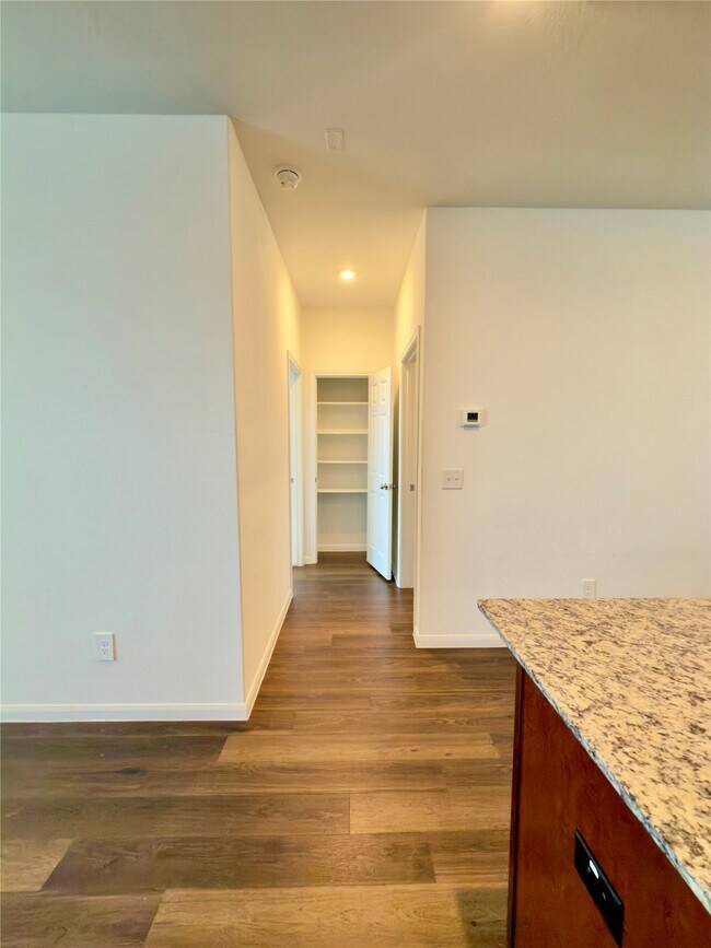 Building Photo - 10647 Cashew Run Ln