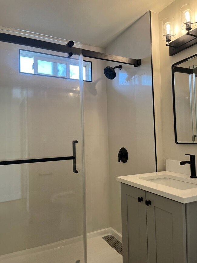 Building Photo - Remodeled Cupertino Gem in Top-Rated School District!